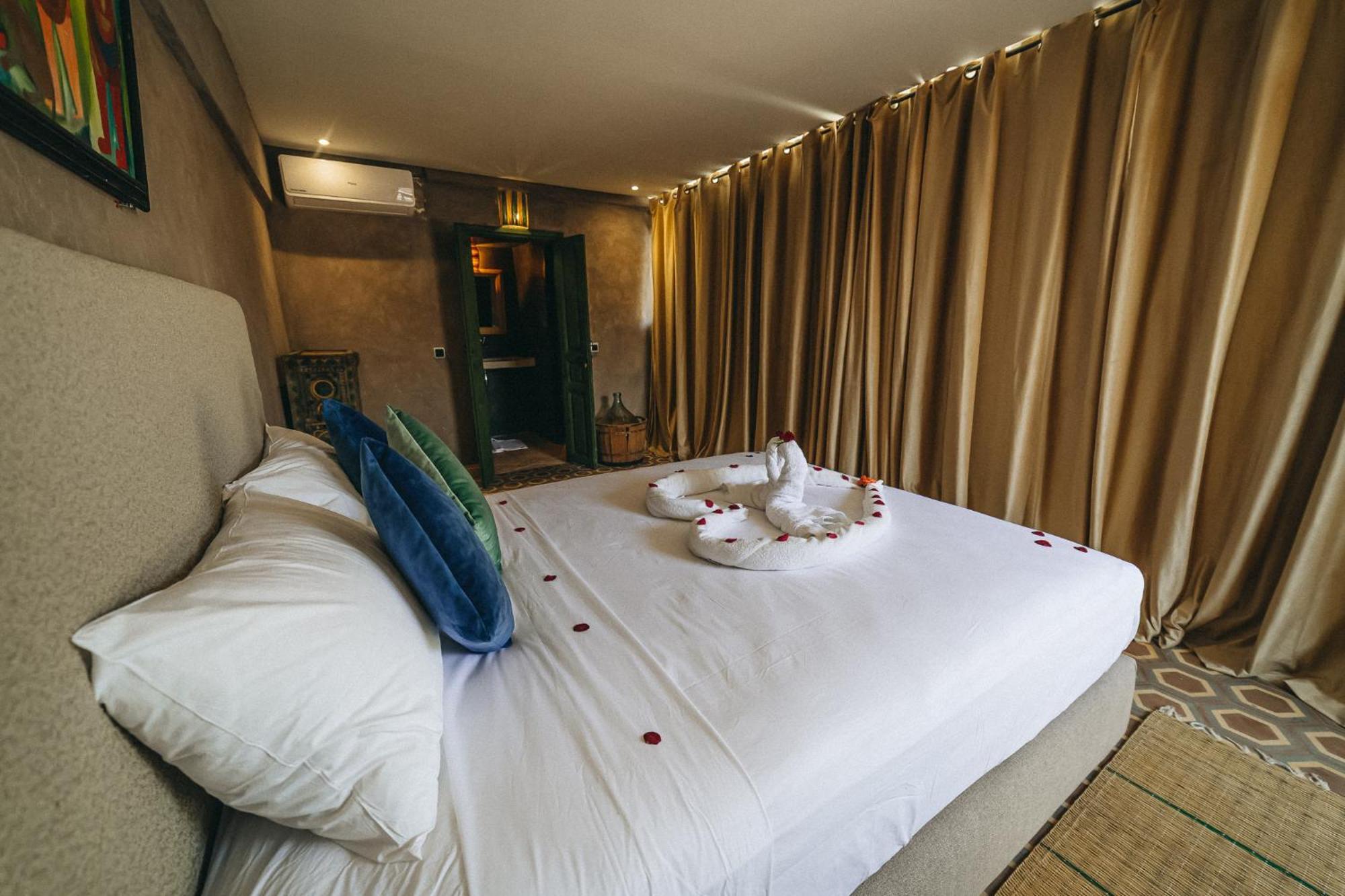 Hotel & Riad Veridis Marrakesh Bagian luar foto